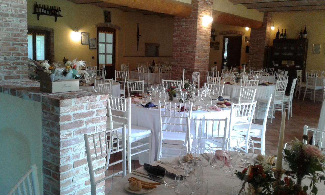 Cascina Stralla Farigliano Ngoại thất bức ảnh