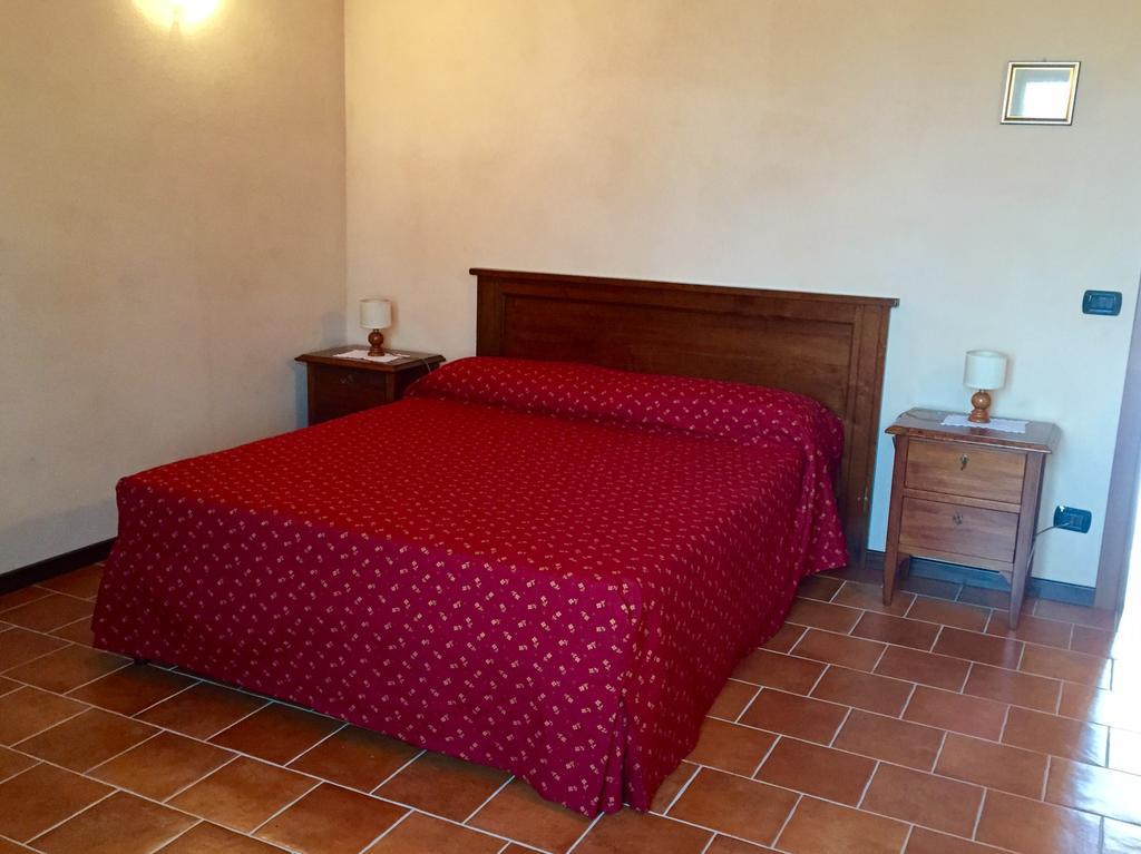 Cascina Stralla Farigliano Phòng bức ảnh