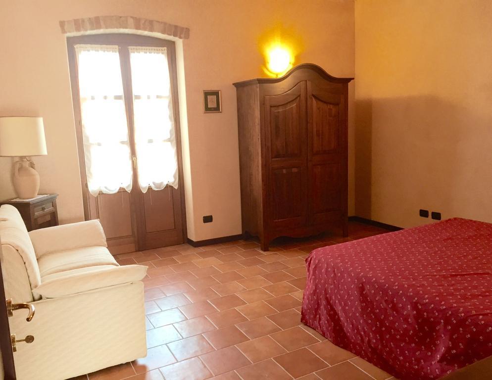 Cascina Stralla Farigliano Phòng bức ảnh