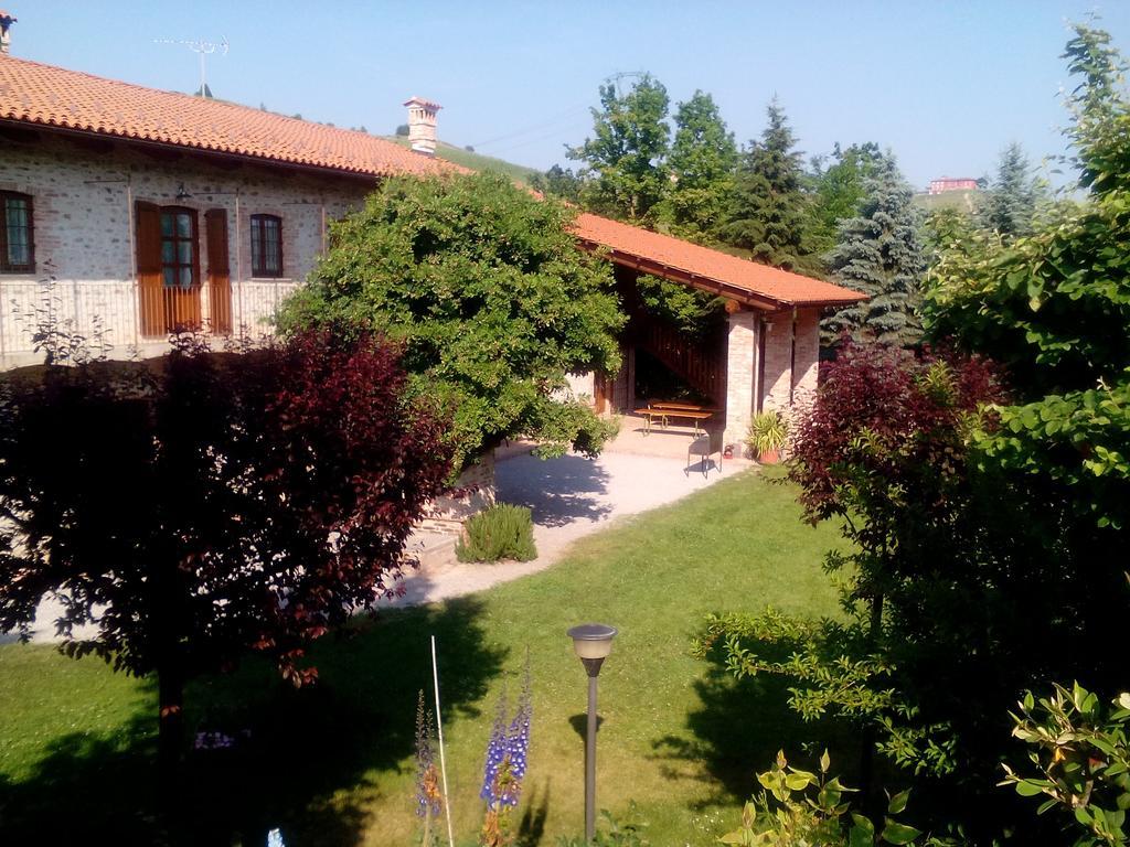 Cascina Stralla Farigliano Ngoại thất bức ảnh